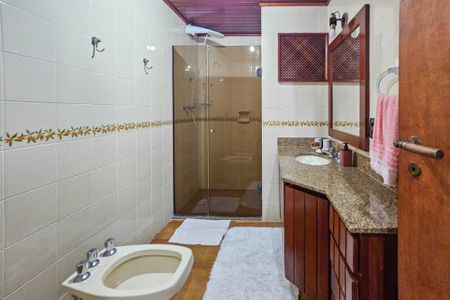 Apartamento para alugar com 130m², 3 quartos e 1 vagaBanheiro