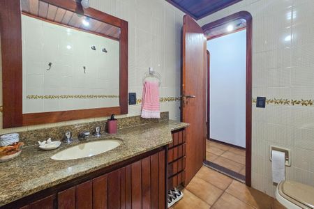 Apartamento para alugar com 130m², 3 quartos e 1 vagaBanheiro