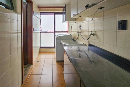 Apartamento para alugar com 130m², 3 quartos e 1 vagaÁrea de serviço