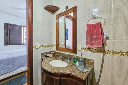 Apartamento para alugar com 130m², 3 quartos e 1 vagaBanheiro da suíte