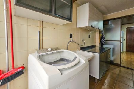 Apartamento para alugar com 130m², 3 quartos e 1 vagaÁrea de serviço