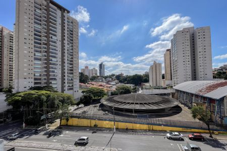 Apartamento à venda com 96m², 3 quartos e 2 vagas Apartamento à venda com 96m², 3 quartos e 2 vagasVista - Sacada Sala