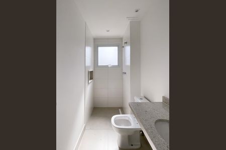 Apartamento à venda com 96m², 3 quartos e 2 vagas Apartamento à venda com 96m², 3 quartos e 2 vagasBanheiro da Suíte