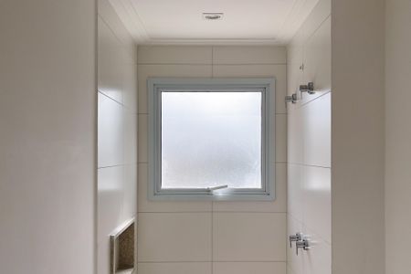 Apartamento à venda com 96m², 3 quartos e 2 vagas Apartamento à venda com 96m², 3 quartos e 2 vagasBanheiro da Suíte