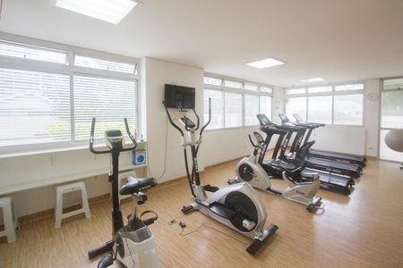 Apartamento à venda com 131m², 3 quartos e 2 vagas Apartamento à venda com 131m², 3 quartos e 2 vagasAcademia