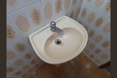 Apartamento à venda com 65m², 2 quartos e 1 vaga Apartamento à venda com 65m², 2 quartos e 1 vagaBanheiro