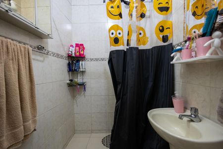 Apartamento à venda com 75m², 2 quartos e 1 vagaBanheiro