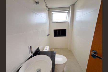 Apartamento à venda com 140m², 2 quartos e 2 vagas Apartamento à venda com 140m², 2 quartos e 2 vagasBanheiro da Suíte