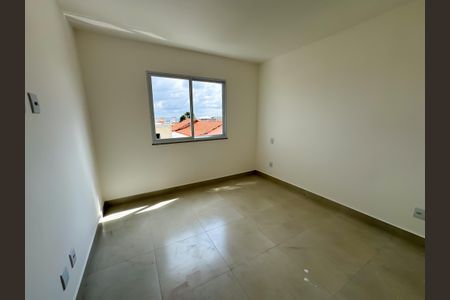 Apartamento à venda com 140m², 2 quartos e 2 vagas Apartamento à venda com 140m², 2 quartos e 2 vagasQuarto