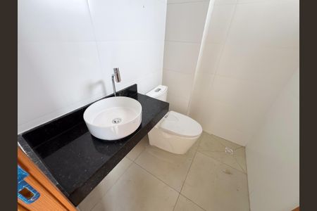 Apartamento à venda com 140m², 2 quartos e 2 vagas Apartamento à venda com 140m², 2 quartos e 2 vagasLavabo