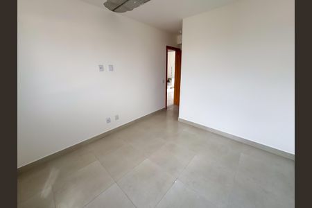 Apartamento à venda com 140m², 2 quartos e 2 vagas Apartamento à venda com 140m², 2 quartos e 2 vagasSuíte