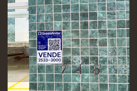 Apartamento à venda com 140m², 2 quartos e 2 vagas Apartamento à venda com 140m², 2 quartos e 2 vagasPlaca