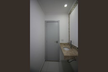 Apartamento à venda com 196m², 4 quartos e 3 vagasBanheiro Social