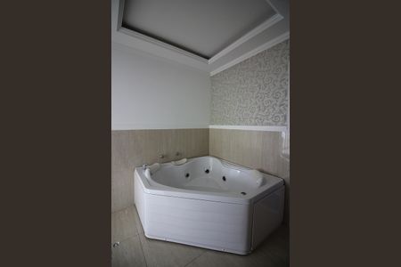 Apartamento à venda com 196m², 4 quartos e 3 vagas Apartamento à venda com 196m², 4 quartos e 3 vagasBanheiro da Suíte 2