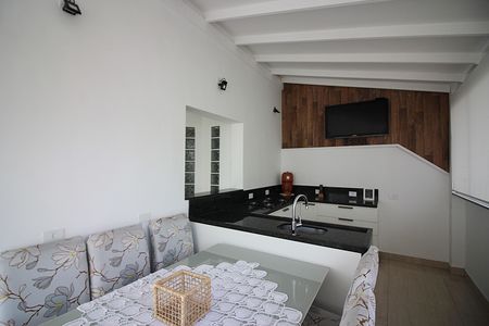 Apartamento à venda com 196m², 4 quartos e 3 vagas Apartamento à venda com 196m², 4 quartos e 3 vagasEspaço Gourmet