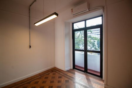Apartamento à venda com 131m², 2 quartos e 1 vaga Apartamento à venda com 131m², 2 quartos e 1 vagaQuarto 1