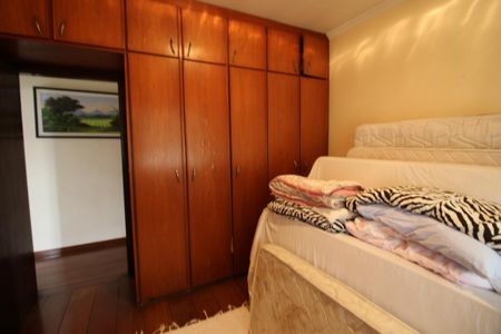 Casa à venda com 226m², 4 quartos e 6 vagasQuarto 1