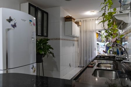 Casa à venda com 280m², 3 quartos e 2 vagas Casa à venda com 280m², 3 quartos e 2 vagasCozinha