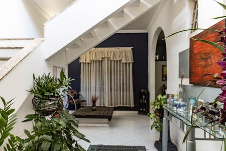 Casa à venda com 280m², 3 quartos e 2 vagas Casa à venda com 280m², 3 quartos e 2 vagasVaranda Sala