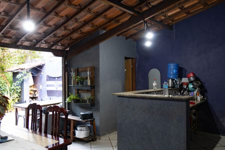 Casa à venda com 280m², 3 quartos e 2 vagas Casa à venda com 280m², 3 quartos e 2 vagasÁrea comum