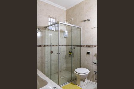 Casa à venda com 280m², 3 quartos e 2 vagas Casa à venda com 280m², 3 quartos e 2 vagasBanheiro Suíte