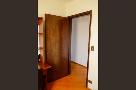 Casa à venda com 173m², 3 quartos e 2 vagas Casa à venda com 173m², 3 quartos e 2 vagasQuarto 2