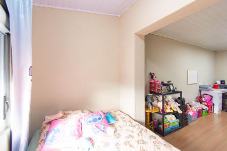 Casa à venda com 200m², 4 quartos e 3 vagas Casa à venda com 200m², 4 quartos e 3 vagasQuarto 2