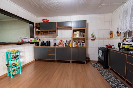 Casa à venda com 200m², 4 quartos e 3 vagas Casa à venda com 200m², 4 quartos e 3 vagasCozinha