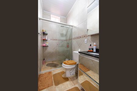 Casa à venda com 200m², 4 quartos e 3 vagas Casa à venda com 200m², 4 quartos e 3 vagasBanheiro