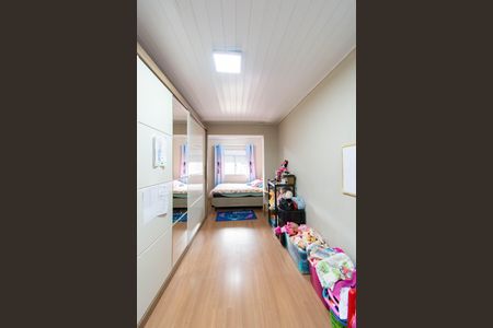 Casa à venda com 200m², 4 quartos e 3 vagas Casa à venda com 200m², 4 quartos e 3 vagasQuarto 2