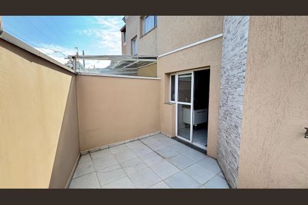Apartamento à venda com 52m², 2 quartos e 2 vagas Apartamento à venda com 52m², 2 quartos e 2 vagasVaranda da Sala
