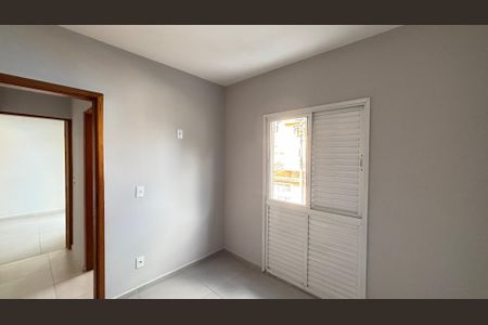 Apartamento à venda com 52m², 2 quartos e 2 vagas Apartamento à venda com 52m², 2 quartos e 2 vagasQuarto