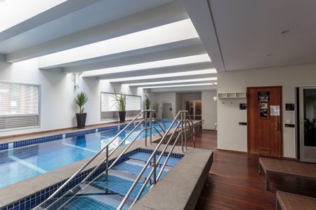 Studio à venda com 37m², 1 quarto e 1 vaga Studio à venda com 37m², 1 quarto e 1 vagaÁrea comum - Piscina