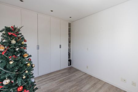 Apartamento à venda com 180m², 4 quartos e 4 vagas Apartamento à venda com 180m², 4 quartos e 4 vagasQuarto 1