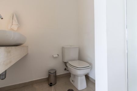 Apartamento à venda com 180m², 4 quartos e 4 vagas Apartamento à venda com 180m², 4 quartos e 4 vagasLavabo
