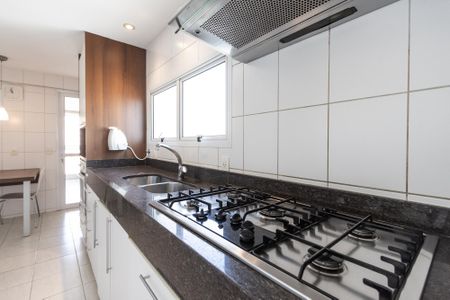 Apartamento à venda com 180m², 4 quartos e 4 vagas Apartamento à venda com 180m², 4 quartos e 4 vagasCozinha