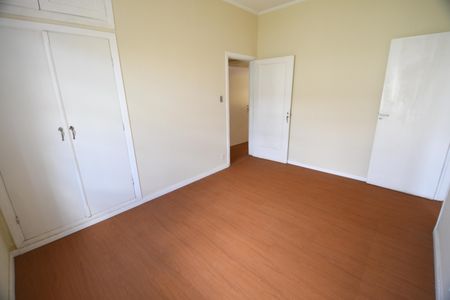 Casa à venda com 230m², 3 quartos e 2 vagasQuarto 3