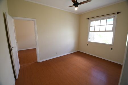 Casa à venda com 230m², 3 quartos e 2 vagasQuarto 3