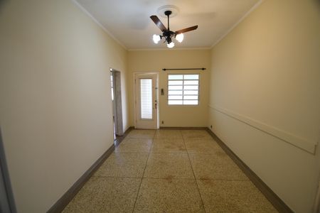 Casa à venda com 230m², 3 quartos e 2 vagasSala de Jantar