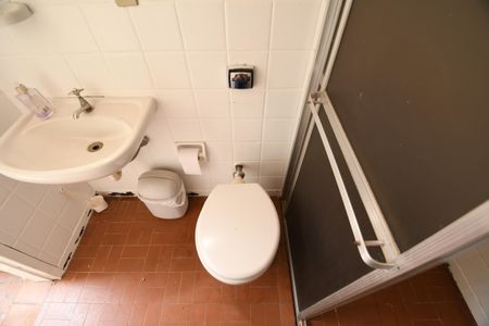 Casa à venda com 230m², 3 quartos e 2 vagasBanheiro de Serviço