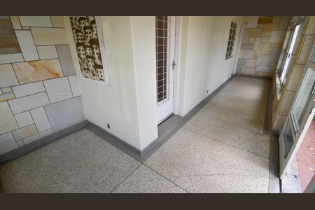 Casa à venda com 230m², 3 quartos e 2 vagasÁrea comum