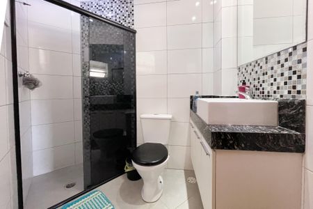 Apartamento à venda com 168m², 3 quartos e 3 vagas Apartamento à venda com 168m², 3 quartos e 3 vagasBanheiro Social
