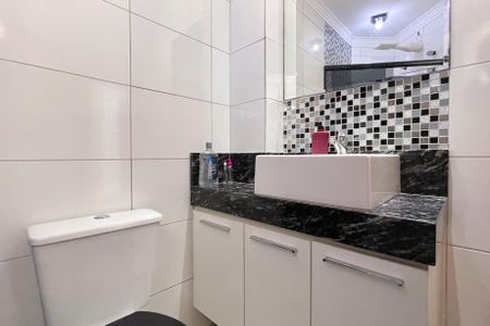 Apartamento à venda com 168m², 3 quartos e 3 vagas Apartamento à venda com 168m², 3 quartos e 3 vagasBanheiro Social