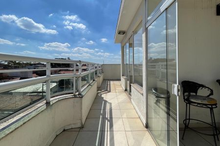Apartamento à venda com 168m², 3 quartos e 3 vagas Apartamento à venda com 168m², 3 quartos e 3 vagasSacada - Cobertura