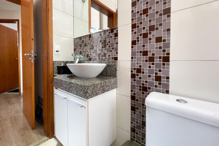 Apartamento à venda com 168m², 3 quartos e 3 vagas Apartamento à venda com 168m², 3 quartos e 3 vagasBanheiro Suíte