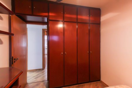 Apartamento à venda com 125m², 4 quartos e 3 vagas Apartamento à venda com 125m², 4 quartos e 3 vagasQuarto 1