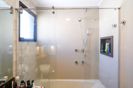 Apartamento à venda com 160m², 3 quartos e 2 vagasBanheiro da suíte