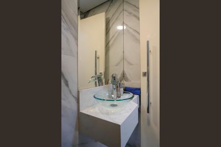 Apartamento à venda com 160m², 3 quartos e 2 vagasLavabo