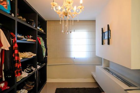 Apartamento à venda com 160m², 3 quartos e 2 vagasQuarto 2