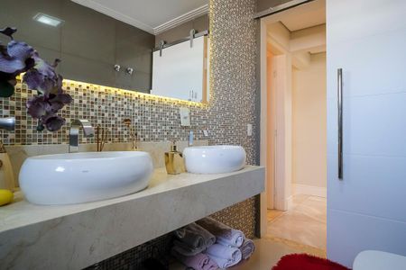 Apartamento à venda com 160m², 3 quartos e 2 vagasBanheiro